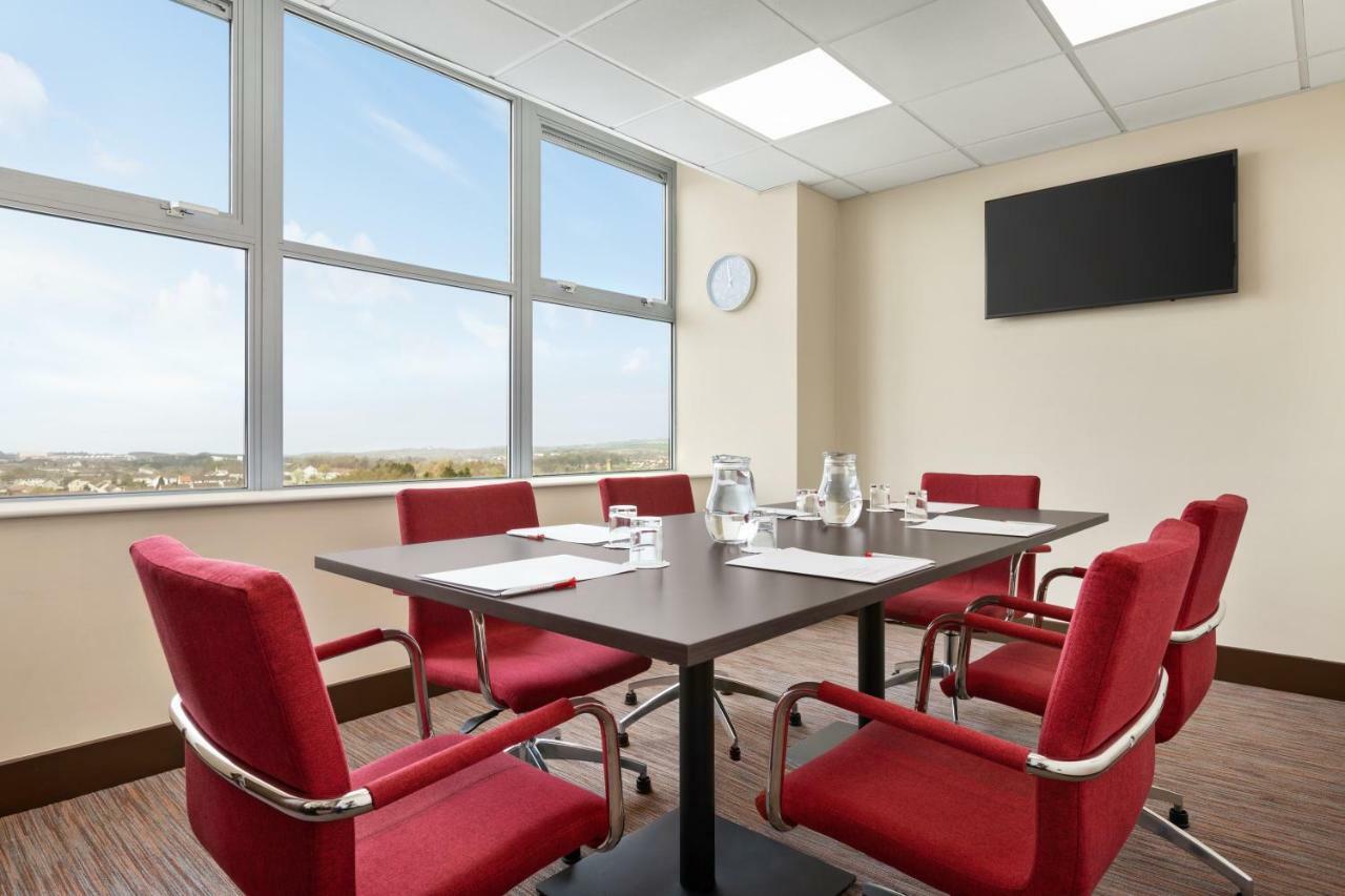 Ramada East Kilbride Ξενοδοχείο Εξωτερικό φωτογραφία
